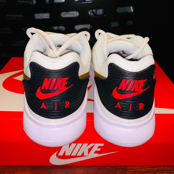 WMNS Nike Air Max Oketo - Picture 7 of 10